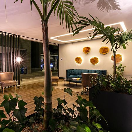 Loma Verde Aparthotel 메딜린 외부 사진